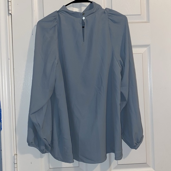 Large top - Picture 2 of 3